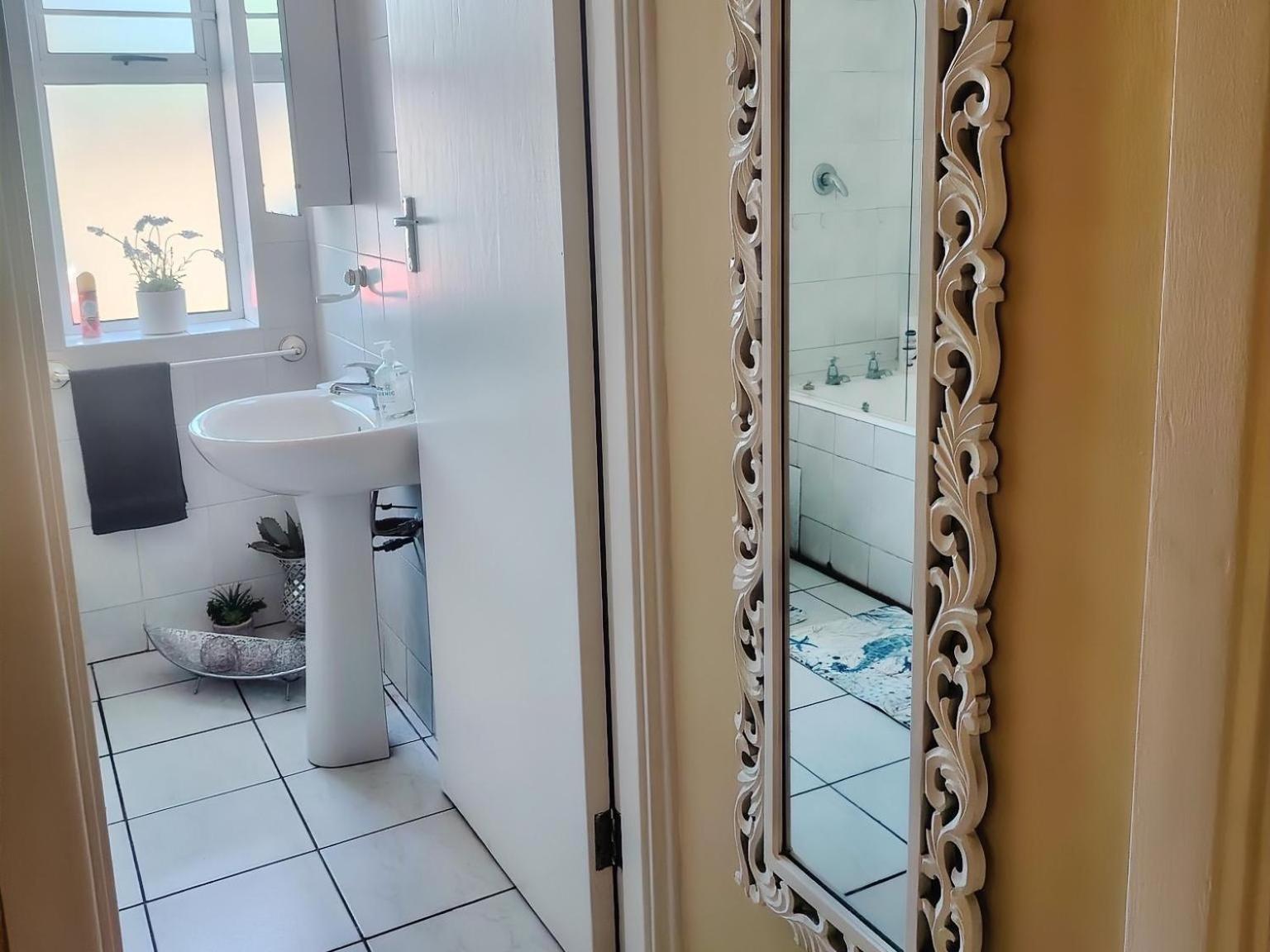 54 On 7Th Newton Park Villa Room photo