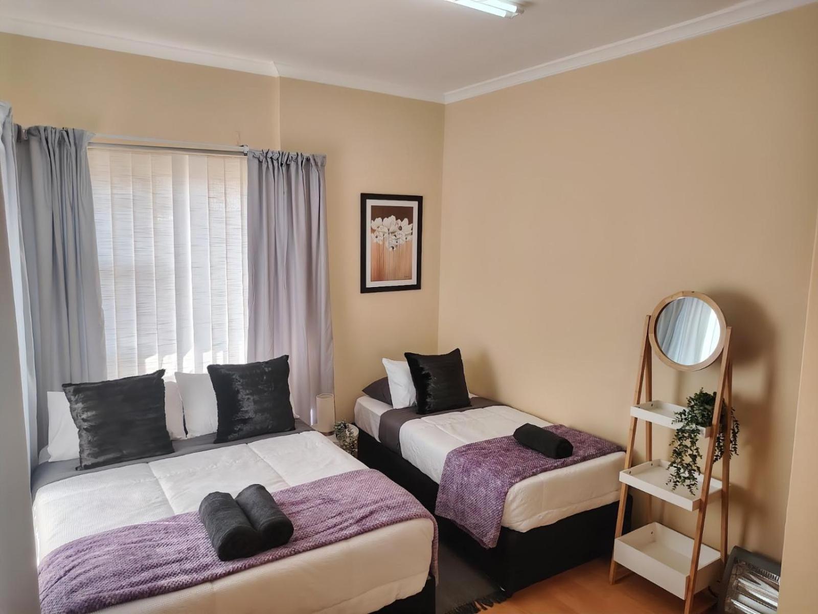 54 On 7Th Newton Park Villa Room photo