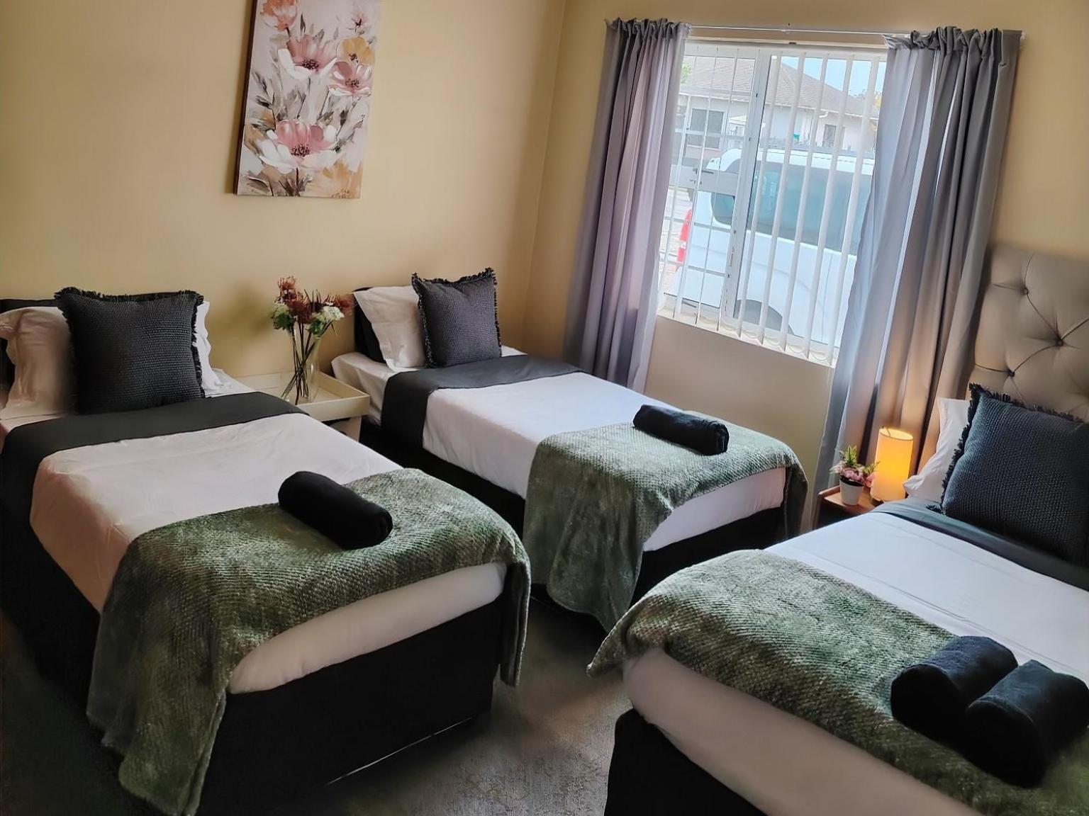 54 On 7Th Newton Park Villa Room photo